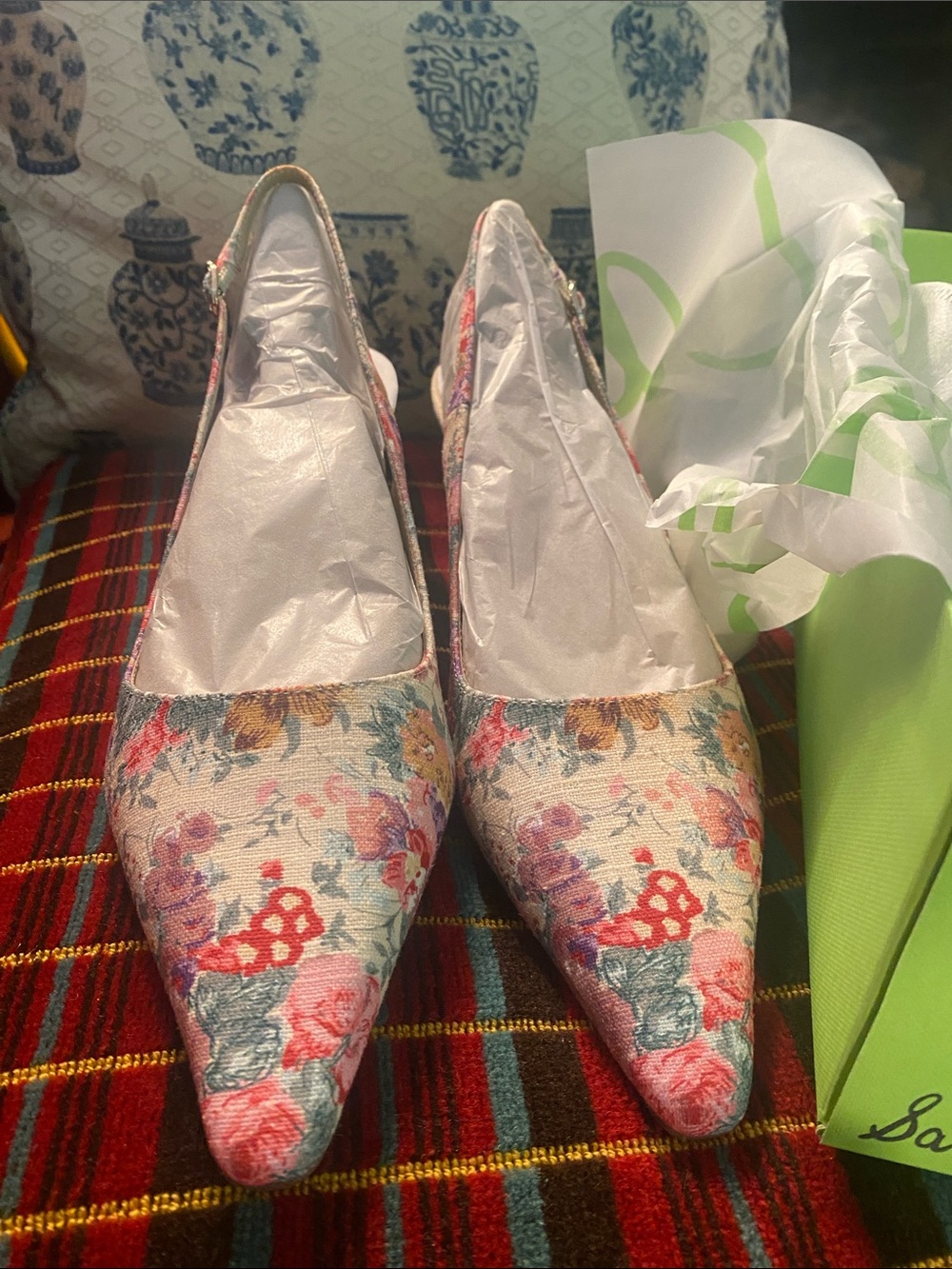 Sam Edelman Cream Floral Pointed Toe Slingback Flats - Picture 3 of 11